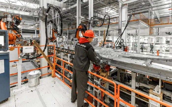 manufacturing companies in uae